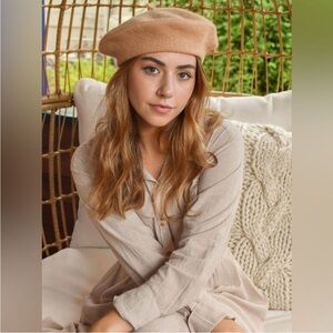 Classic wool beret hat camel color French style classic stylish neutral